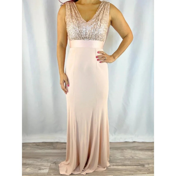 Vera Wang Pink Rose Gold Sequin Formal Gown $395 - Picture 3 of 15